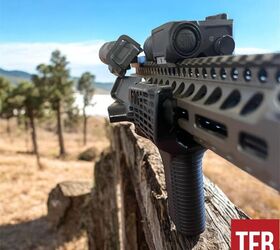 tfb review the contour tactics forward operating grip fog, FOG with an MI CM HD showing full interfacing with accessories