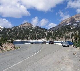 While most NPS buildings don’t allow guns, the actual parklands have different rules depending where you are.