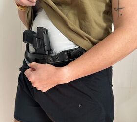 Phlster Enigma with workout clothes