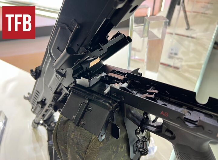 Inside Russia's RPL-20 Machine Gun