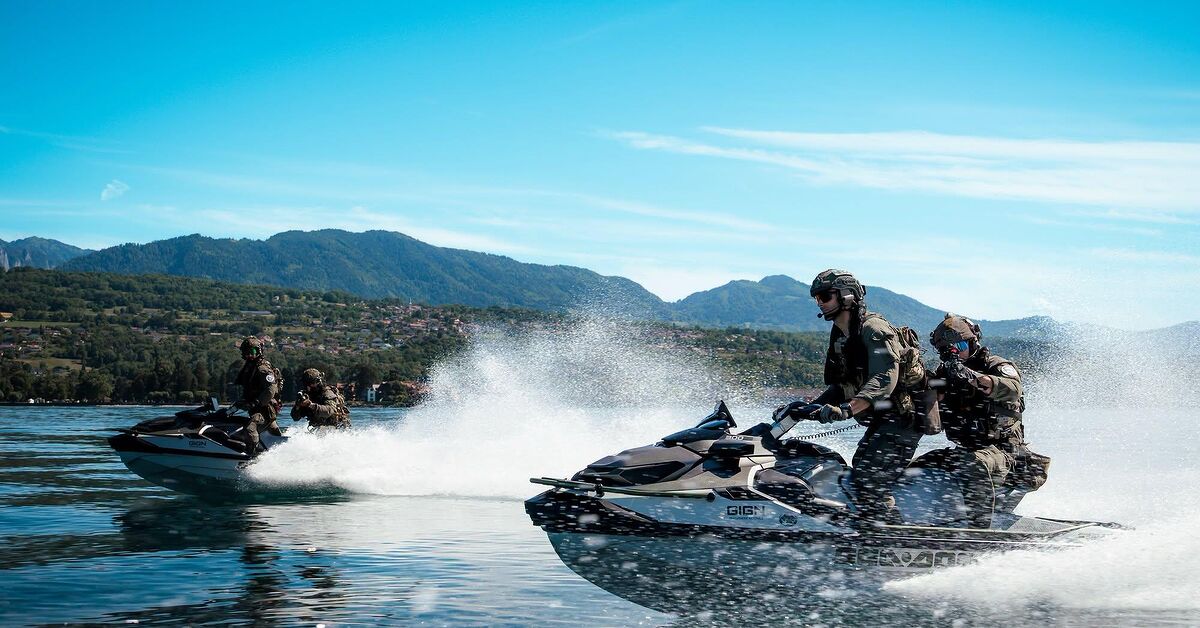 POTD: France's Elite GIGN Secured G7 Leaders' Summit at Evian
