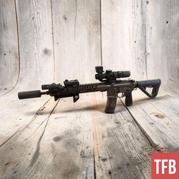 TFB Review: Viridian Weapon Technologies Closed Emitter Optics