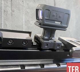 tfb review viridian weapon technologies closed emitter optics
