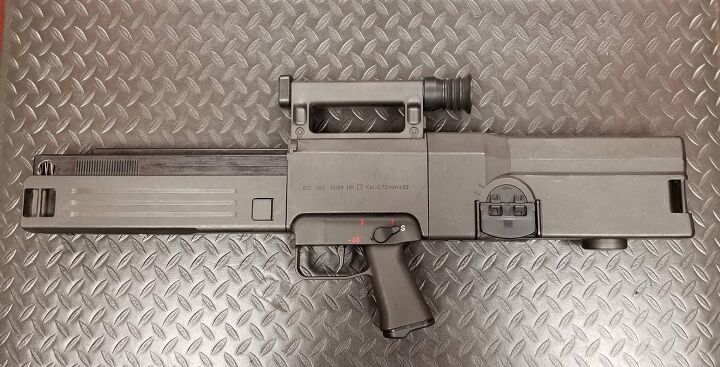 POTD: The H&K G11 - Tomorrow's Rifle, Yesterday's Budget