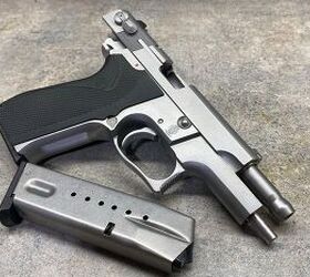 why people love the smith wesson 5906