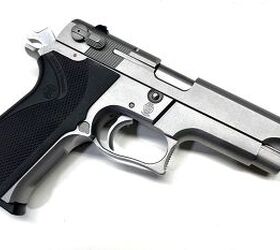 why people love the smith wesson 5906