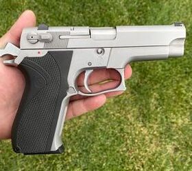 why people love the smith wesson 5906
