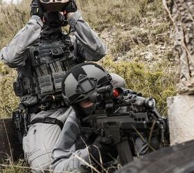 potd bfe officers with h k g36s and mp5s