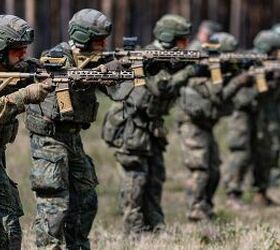POTD: German Panzerpioniere Train With New G95 Rifles