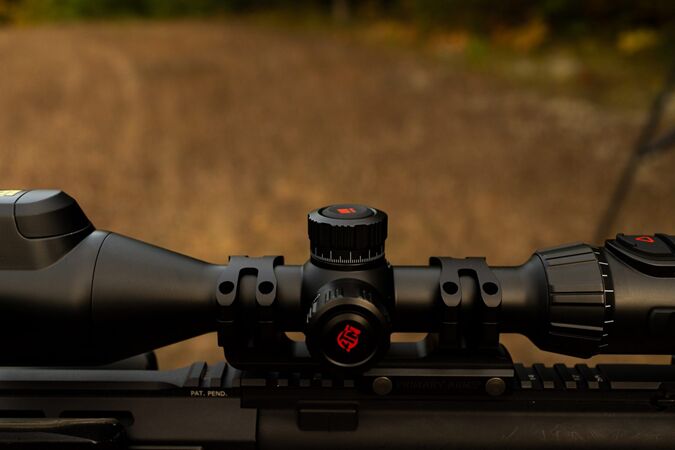 tfb review atn thor 6 elite lrf 640 3 24x thermal scope, The center knob on top of the ThOR 6 Elite LRF 640
