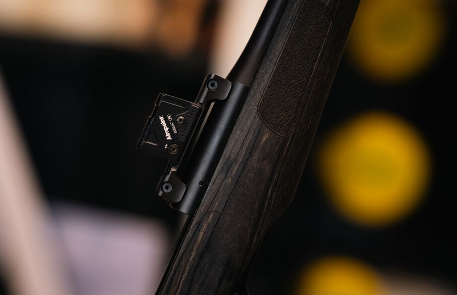 aimpoints new a cut coa r saddle mount for blaser rifles