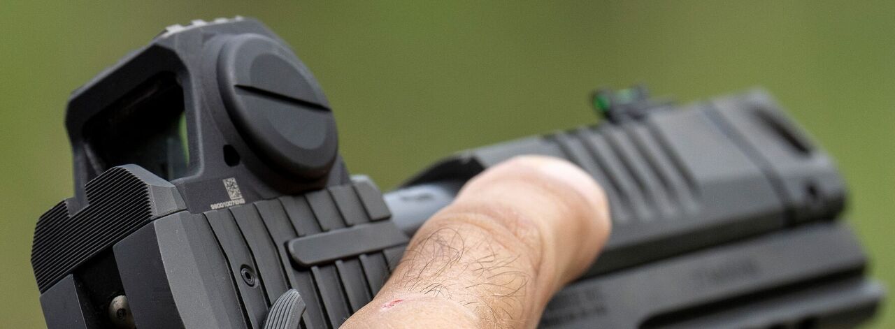 sig sauers new xray5 the solid state matrix red dot explained