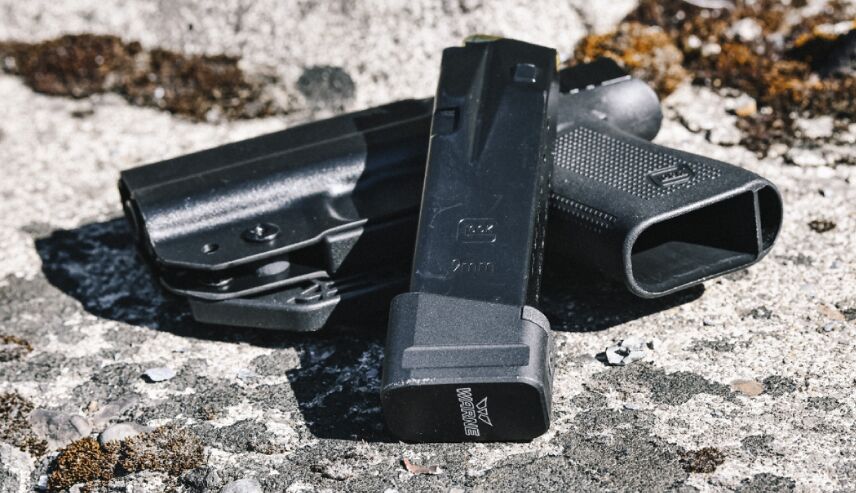 warne turns the glock 43x 48 15 round mag into a 20 rounder
