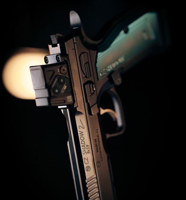 aimpoint coa meets cz shadow 2 or with eemann tech s steel plate