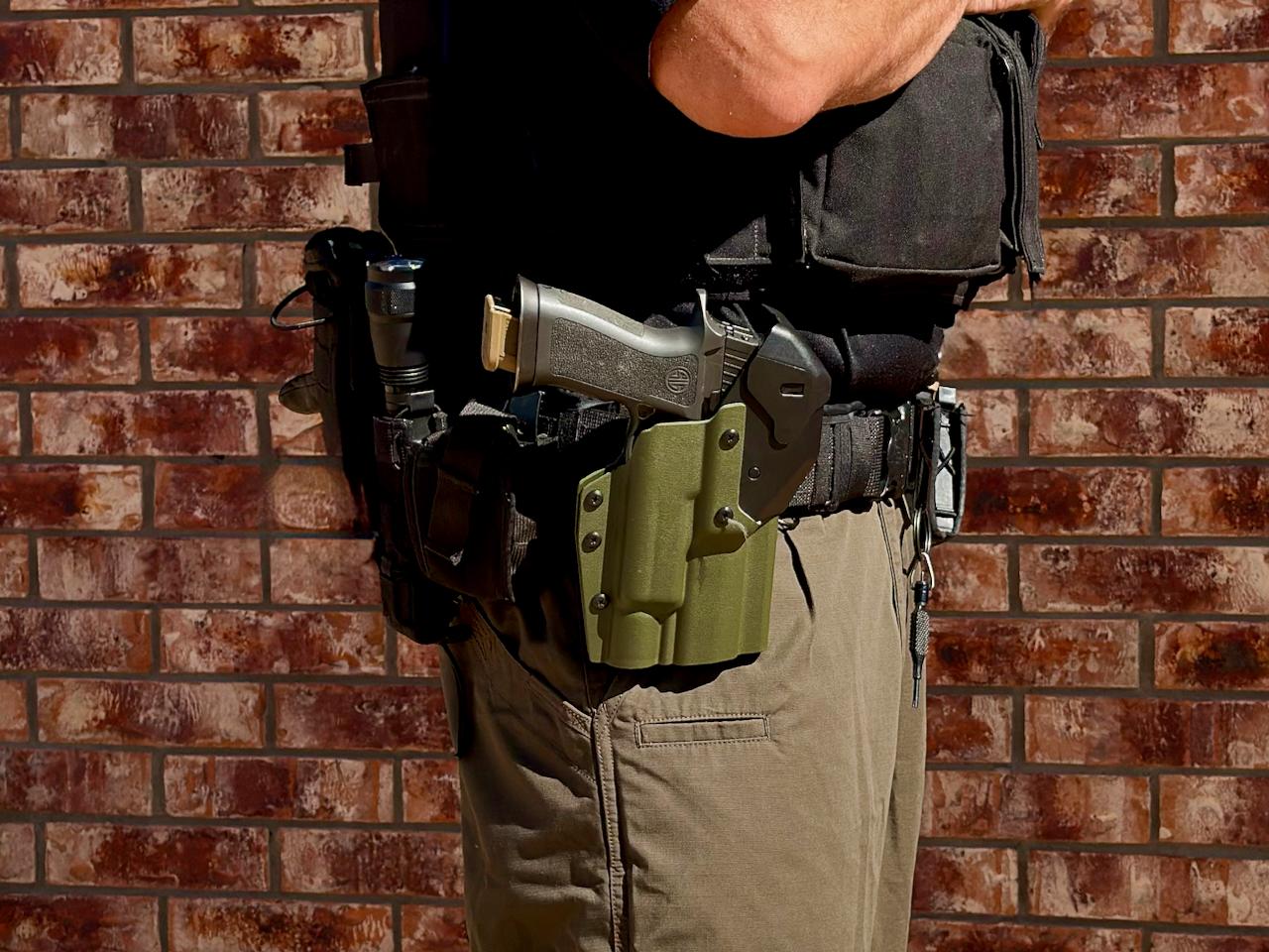 front line friday 39 titan level 2 owb from t rex arms