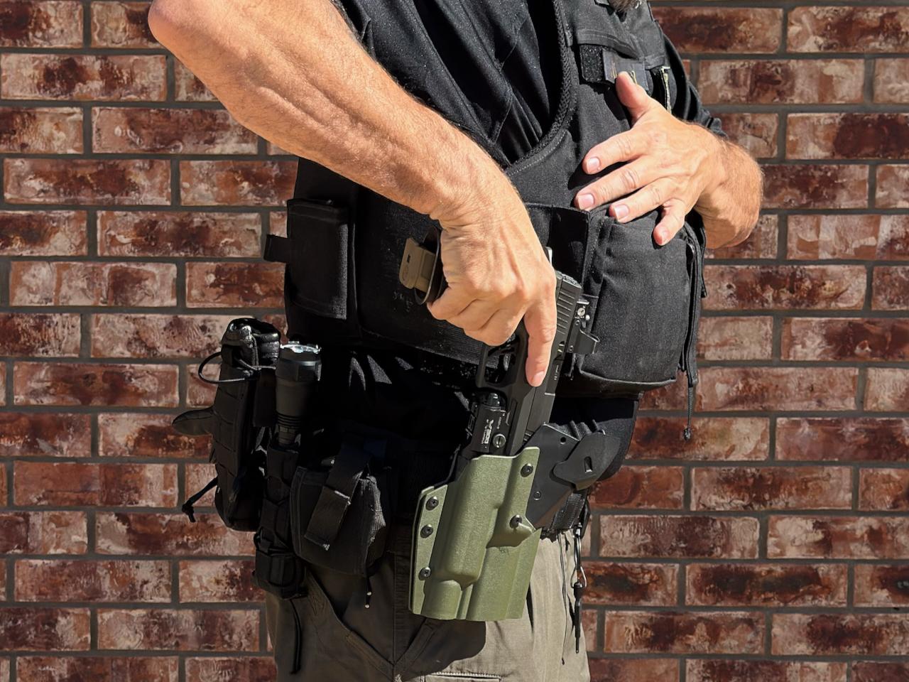 front line friday 39 titan level 2 owb from t rex arms