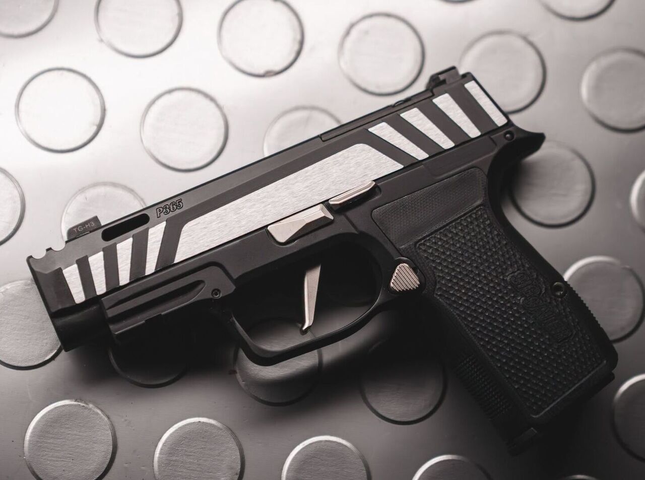 p365 axg equinox a compensated custom works carry pistol